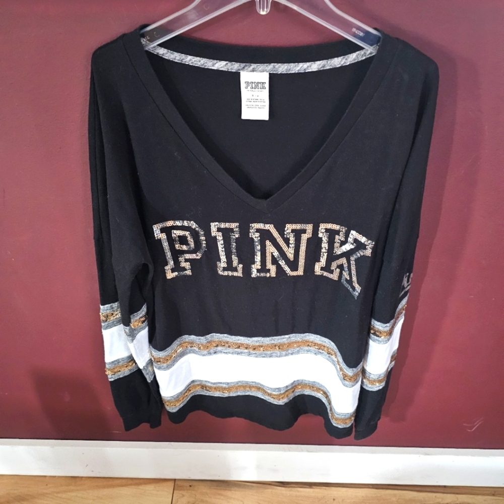 Victoria Secret Pink long arm T-Shirt